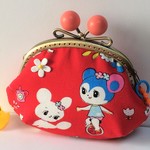 お庭であそぼ＊*レトロポップながま口ポーチ