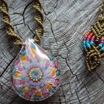 pinonyaca  (168)ガラスペンダント 　お花　マクラメネックレス付