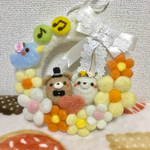 2点セット【kaorin1966様 ご注文品】ウェディングくまさんとウェディングリース☆羊毛フェルト