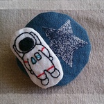 宇宙飛行士のブローチ
