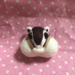 羊毛フェルト  シマリス ブローチ