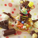 ミツバチクーちゃんのお菓子のキーリング