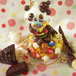 ミツバチパンダさんのお菓子のキーリング