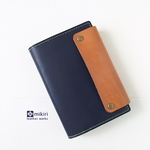 【A6版対応サイズ】バイカラーの手帳カバー（ほぼ日手帳オリジナル対応）ネイビー×ナチュラル    本革    