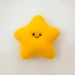 ☆ふわふわ星くんブローチ（おだやか)