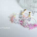 もこもこな　カラフルラメペガサスカラー 　の　毛糸　イヤリング or　ピアス