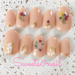 再販3♡ヌーディーベージュの押し花ネイル