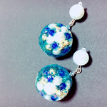 Blueラメにパールを閉じ込めたレジンピアス