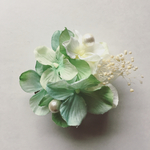 cotton pearl & flowerコサージュ(green2)
