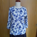 花柄七分袖Tシャツ