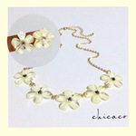 ★SALE 🌸flowerネックレス＆ピアスＳＥＴ light yellow