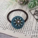 レトロ調ビーズと刺繍のヘアゴム（青緑）