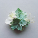 cotton pearl & flowerコサージュ(green3)
