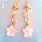 ☆新・美桜☆桜咲く・SAKURA・花びら・ピアス（イヤリング・樹脂対応）☆