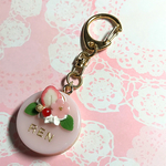 再販✖️3♪名前入り☆ピンクflowerケーキのキーホルダー