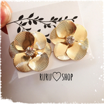 gold❁﻿flower❤1粒ピアス⁎⋆*﻿