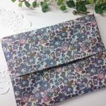 リバティ　ラミネート ティッシュケース付きポーチ *ベッツィ・アン