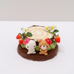 いちごのロールケーキ