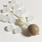 【再販】８個 フロスト円柱ビーズアクリル
