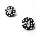＜Stella～遊び好きの星～＞刺繍ピアス◎星のワルツ◎ブラック×ホワイト/黒×白◎水玉/ドット◎2way★ロングポスト/アレルギー対応変更可能