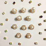 myupon33様専用ページ  【スクリューヘアピン 、ヘアピアス《パール 10mm&8mmセット×2》】