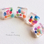 カラフルピアス