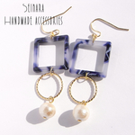 コットンパールとべっ甲柄四角フレームの大人っぽいピアス 送料無料 