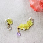 菜の花と蝶の舞うイヤーカフ