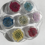 レースフラワー7色70枚🌈限定1セット★(๑>◡<๑)/《2.5cm前後》押花🌼ハンドメイド(๑>◡<๑)/円形ケース付