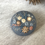 ライラック 刺繍ブローチ