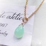 ＜限定数のみ・Sサイズ＞オーストラリア産　AAAランク　クリソプレーズ　スムースペアシェイプ　14kgf　ネックレス