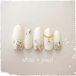 ネイルチップ 【white × jewel】