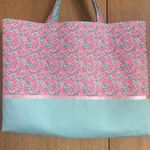 リバティ生地を使用したレッスンバッグ