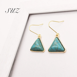 ターコイズの大人トライアングルピアス/イヤリング