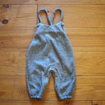 グレーボアのサロペットロングパンツ