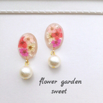 《再販》レジン＊フラワーガーデン押し花ピアス〜パールver.