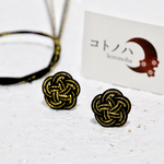 梅結びイヤリング・ピアス☆黒×ダークゴールド☆No.26
