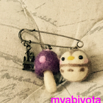 羊毛 ピンバッジ（フクロウさん）