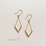 クリスタルVライン✴︎ピアス・イヤリング
