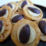 チーズアーモンド  マグネット