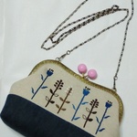 がま口ポシェット　pink玉　刺繍