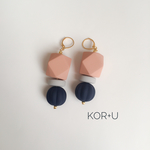 マットキューブのピアス