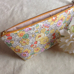 輸入リバティ☆シンプルポーチ＊マチ6cm