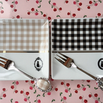 スクエアプレートとデザートフォークのセット