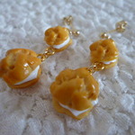 【再販】ツイン   シュークリーム 　ピアス