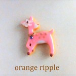 クッキーみたいな　バンビさん　ブローチ　<桜色>