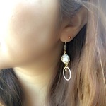販×3✨清楚なぷっくりカボションホワイトサークル✨フックピアス💖イヤリング💖樹脂フックピアス