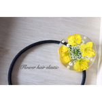 レースフラワーと菜の花の押し花プレートヘアゴム