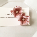 大人flower earrings　pierce　ピンク