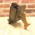 ●支える動物・色・変更可能●トイプードルが支えるメガネケース付iPhone・スマートフォンスタンド☆色見本から色を選べます☆